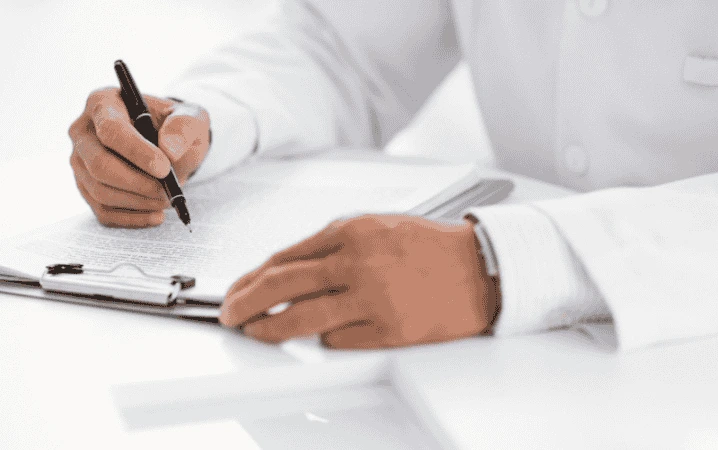 Get Your Lab Operating at Peak Efficiency with our laboratory consulting and recruiting services